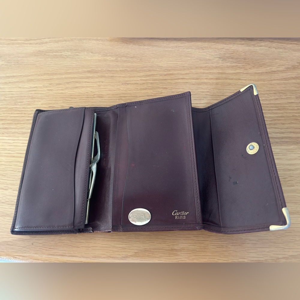 Elegant Cartier vintage leather  wallet - Picture 2 of 3